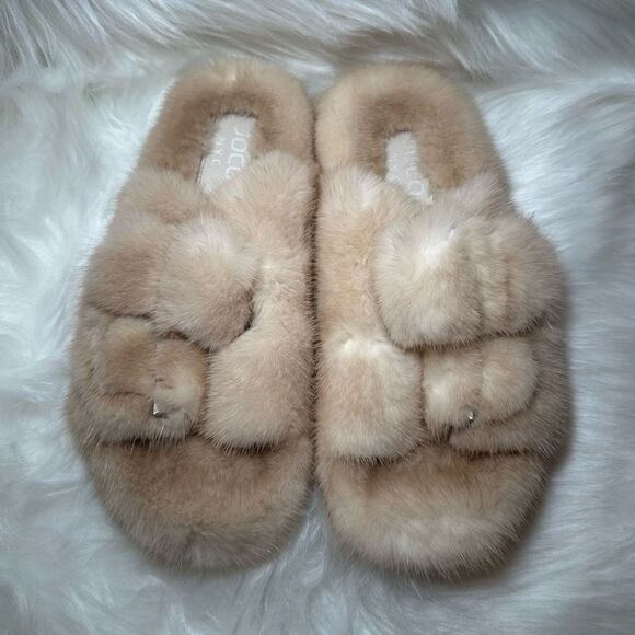 NWOT JOCO NYC 100% Mink Slides - Picture 2 of 4